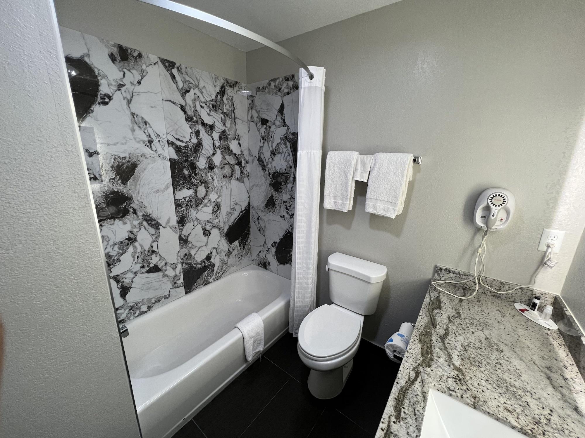 Super 8 By Wyndham Lake Charles/Sulphur Εξωτερικό φωτογραφία