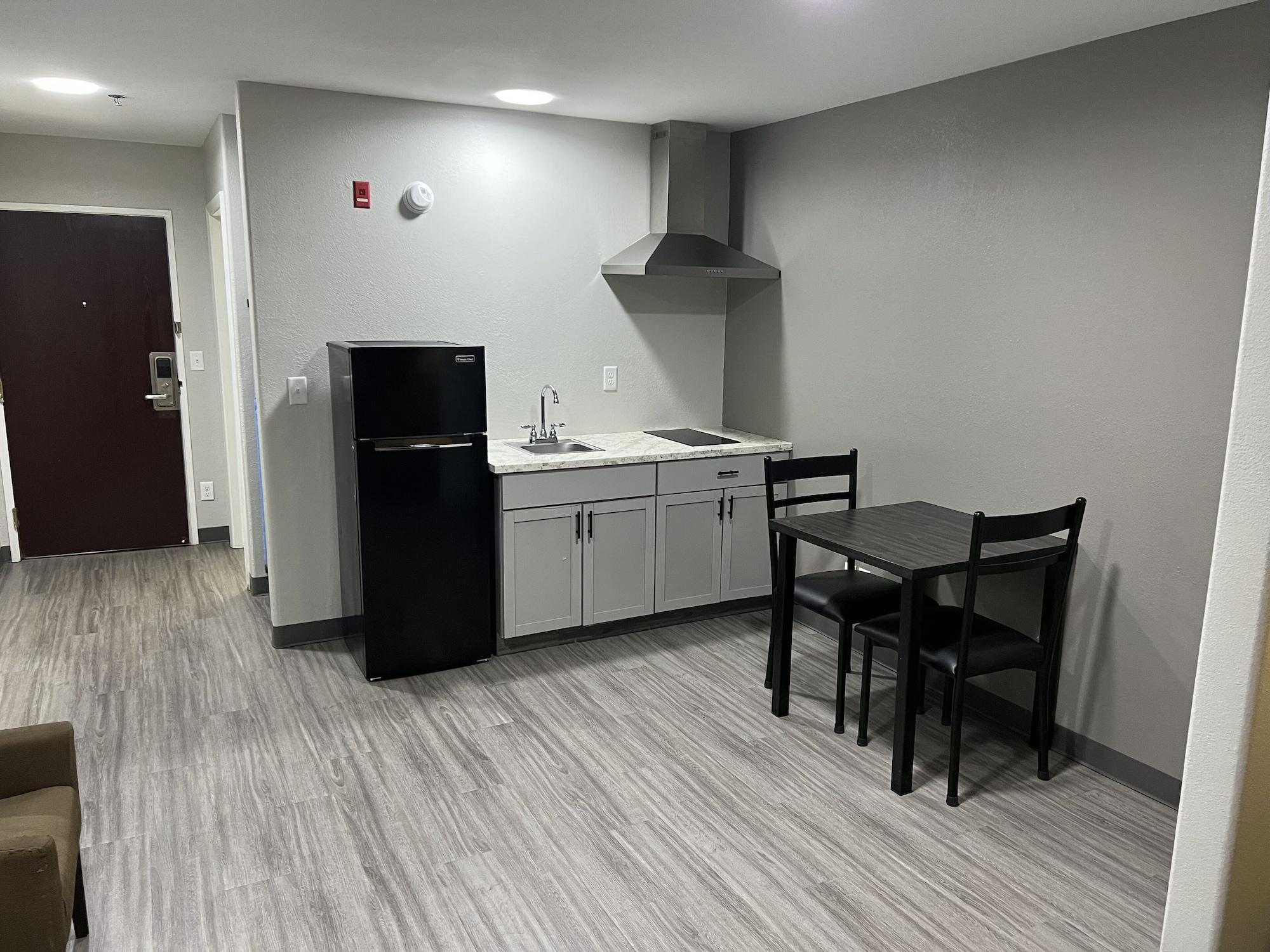 Super 8 By Wyndham Lake Charles/Sulphur Εξωτερικό φωτογραφία