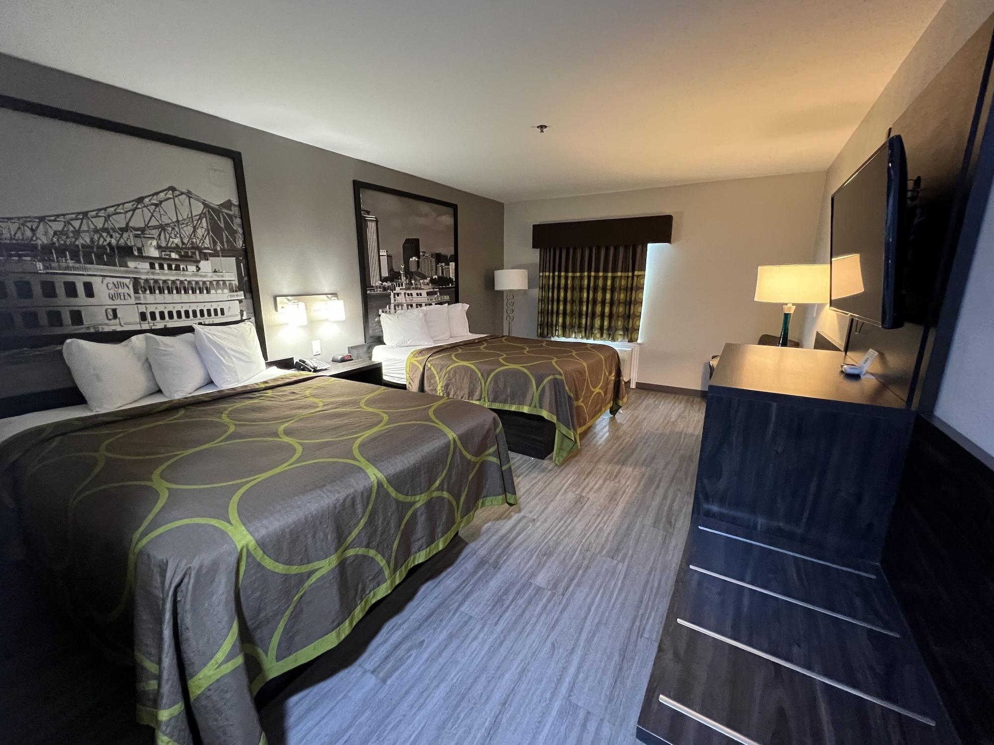 Super 8 By Wyndham Lake Charles/Sulphur Εξωτερικό φωτογραφία