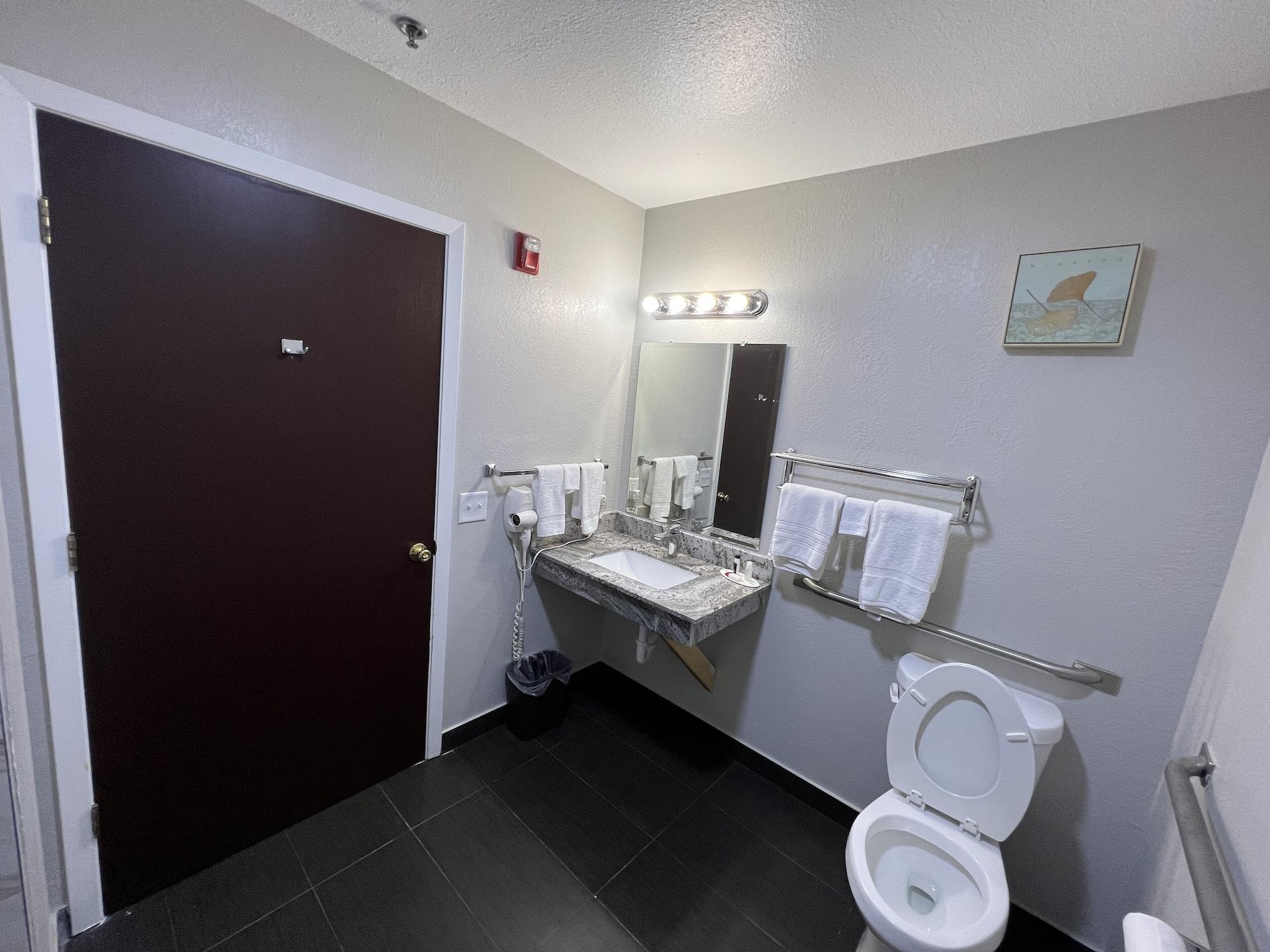 Super 8 By Wyndham Lake Charles/Sulphur Εξωτερικό φωτογραφία